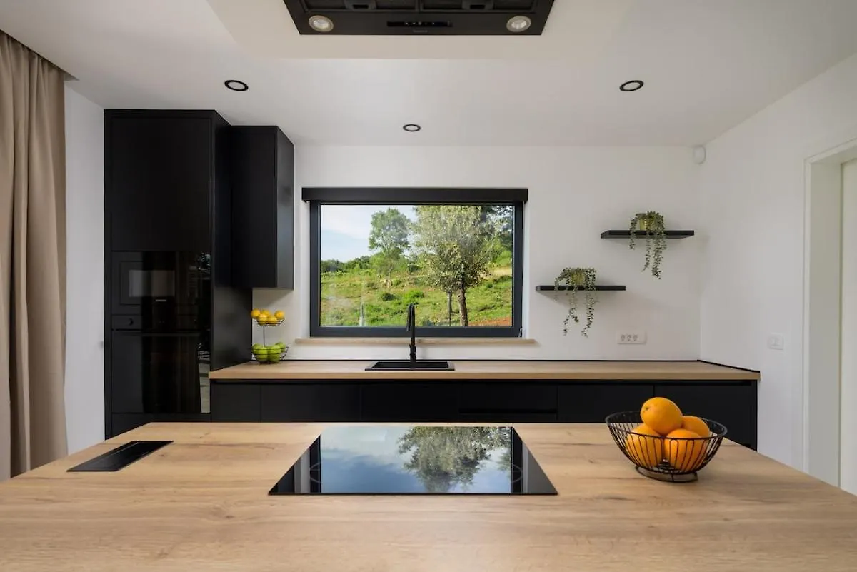 Villa Arboreta By Istrialux Cere 0*,
