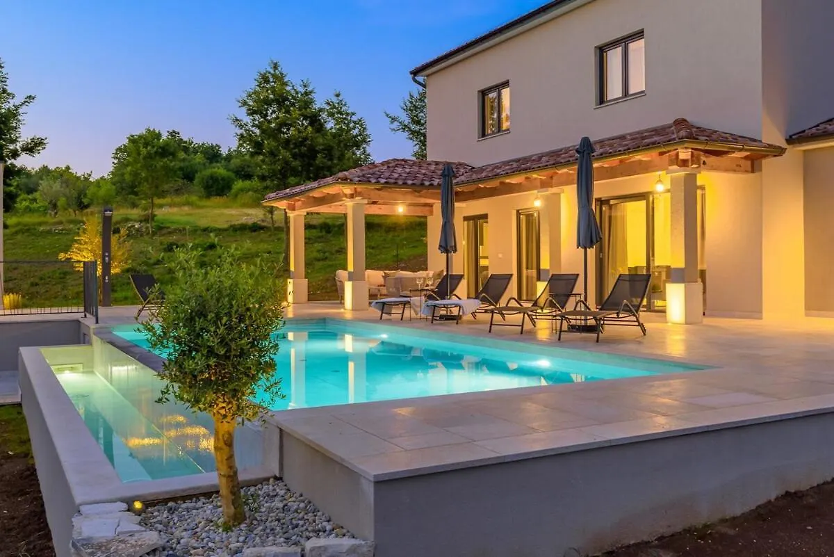 Villa Arboreta By Istrialux Cere